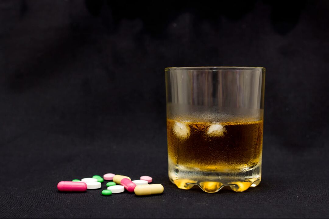 Alcol e antibiotici